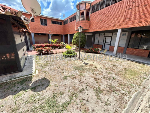 Venta Estupendo Local Comercial Ubicado En Céntrico Centro Comercial Y Empresarial De Cabudare Profesional Inmobiliario Mehilyn Perez