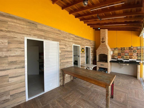 Imagem 7 de 14 de Casa Linda A Venda Em Itanhaém.