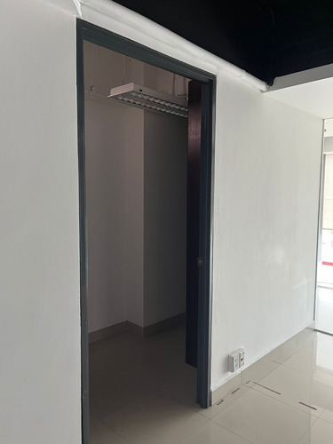 Renta Oficina 250 M2, Colonia Anzures- Acondiconada