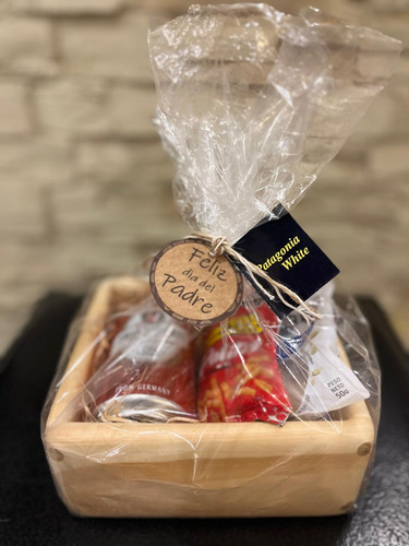 Caja + Cerveza Y Snacks Para Regalo Tamaño Chico