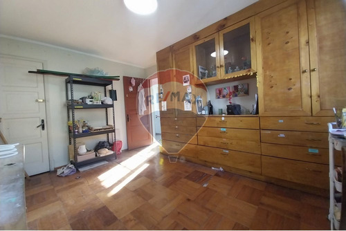 Casa En Venta Ñuñoa 4d+2b+est+bod, Barrio Italia