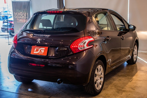 Imagen 18 de 23 de Peugeot 208 Active 1.5n 92.000km 2015 Marron