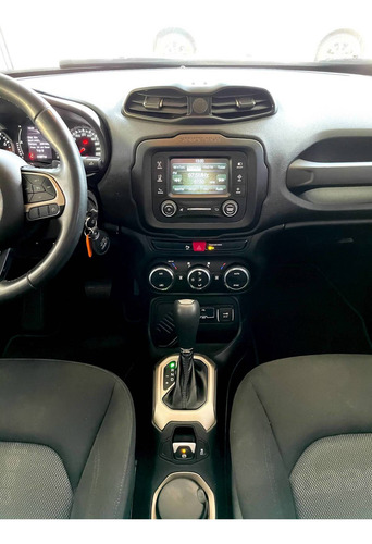 Imagem 4 de 13 de Jeep Renegade 1.8 16v Flex Longitude 4p Automático