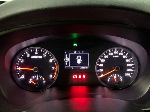 Imagen 9 de 15 de Kia Sportage Chocada En Marcha Andando