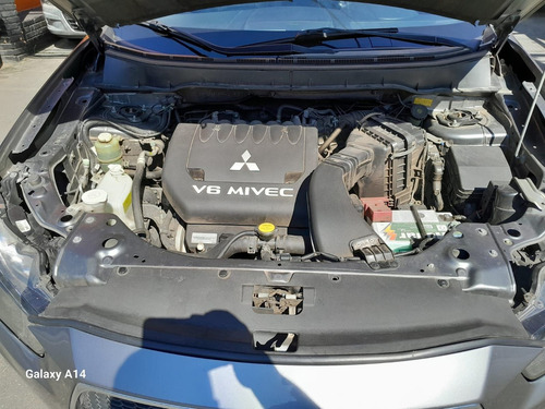 Mitsubishi Outlander 3.0 GT4 4X4 V6 24V