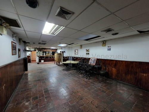 #25-19032 Amplio Local En Venta En C.c. Montaña Alta, Carrizal