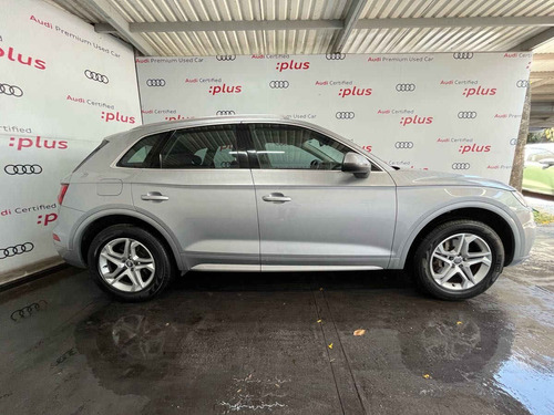 Audi Q5 2.0 L T Select Dsg