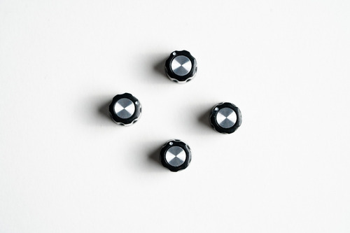 Imagen 4 de 9 de Moog Knob Kit X25 Caps Perillas Audiotecna Eurorack