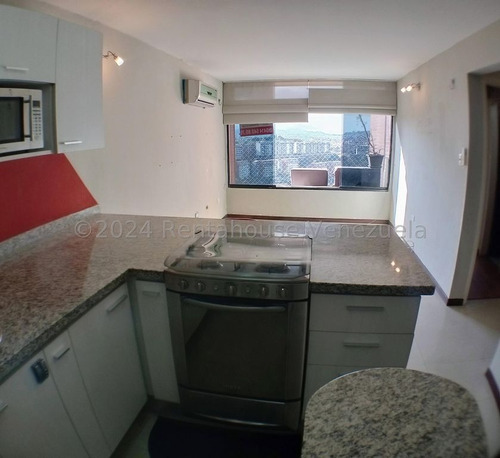 Oferta En Colinas De La Tahona 23-5676 Na