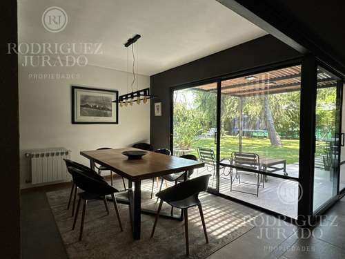 Casa En Venta En La Bota Benavidez Calidad Constructiva Y Diseño Arq