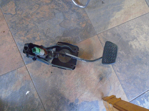 Imagen 1 de 3 de Vendo Pedal De Freno De Lexus Ls430, Año 2000