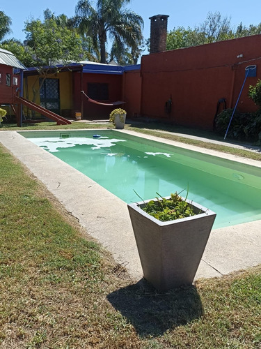 Imagen 19 de 27 de Casa 4 Dormitorios, 2 Baños + Amplio Jardín C/piscina + Casa/departamento En El Fondo + 2 Garages