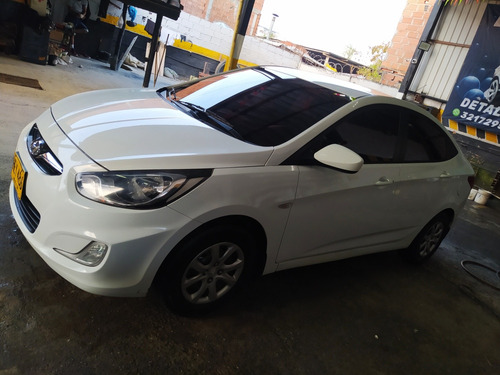 Hyundai Accent 1.4l 4 p