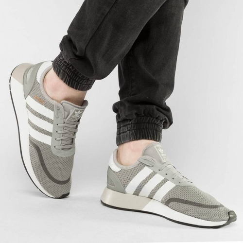 cq2334 adidas