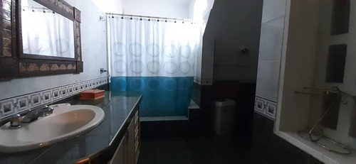 Imagen 5 de 11 de Casas En Venta El Toro Las Delicias 04121990156