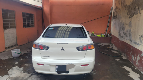 Mitsubishi Lancer 2.0 Es M At