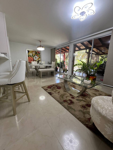 Alquiler Casa En Condominio Hacienda Del Alferez En Ciudad Jardin, Cali, Valle