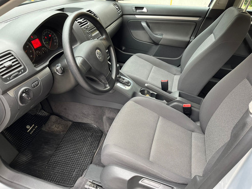 Volkswagen Vento Style 2.5 AUT