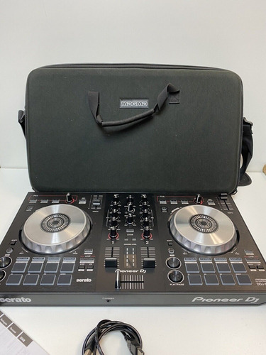 Imagen 3 de 4 de Pioneer Serato Ddj-sb3 Digital Dj Controller (black) W/ Case