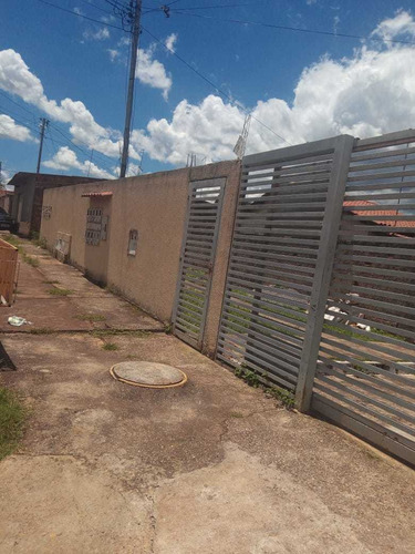 Vd Ágil Em Condomínio Prox A Taguatur - Aguas Lindas De Goiá