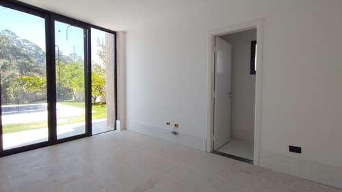Alphaville 02 | Casa Alto Padrão | Nova | Residencial 02 | 5 Suítes | Venda - Cnc1187-2