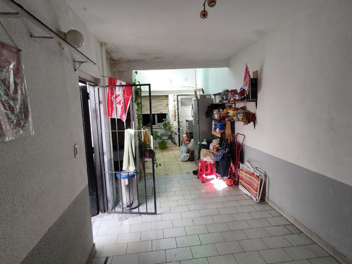 Casa De 4 Ambientes Con Patio, Cochera Y Terraza