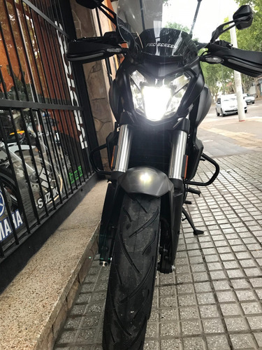 Imagen 7 de 10 de Bajaj Dominar 400