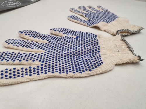 Imagen 4 de 5 de Juego Guantes Moteados Parque Chas Villa Urquiza Pueyrredon