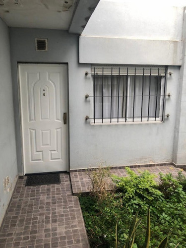 Venta Ph 3 Ambientes Con Patio En Banfield.
