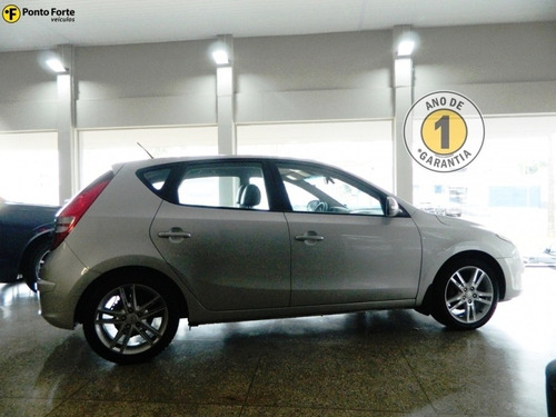 Hyundai I30 2.0 Mpfi Gls 16v Gasolina 4p Manual 2011/2012