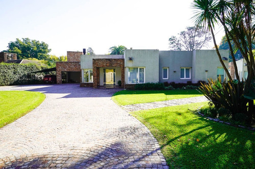 Imagen 8 de 30 de Venta Casa Minimalista C/ Parque 4.200mt. Parque Leloir
