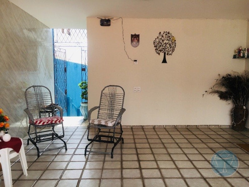 Imagem 8 de 15 de Casa No Tirol - V-11350