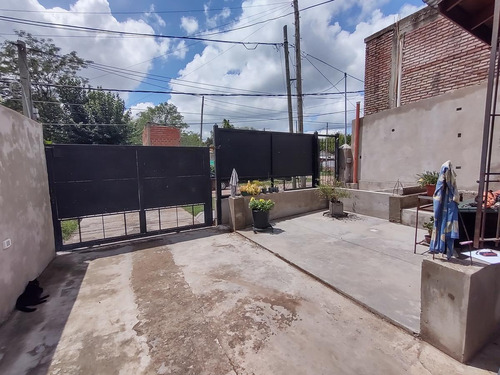 Imagen 23 de 23 de Casa En Venta, Reina Elena 85, A Media Cuadra De Ruta 25, Matheu
