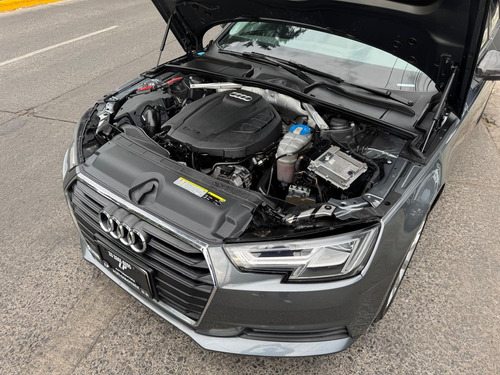 Audi A4 2.0 T Select 190hp Dsg