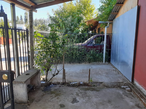Casa Remodelada, Entreda De Auto Y Ante Jardin.