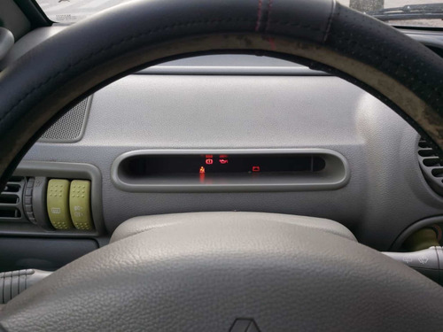 Imagen 13 de 13 de Renault Twingo 1999 1.2 Expression Aa