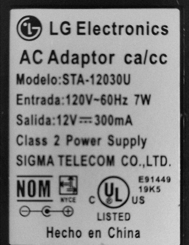 Eliminador Adaptador De Corriente Lg. 12v 300. Mod. 12030u