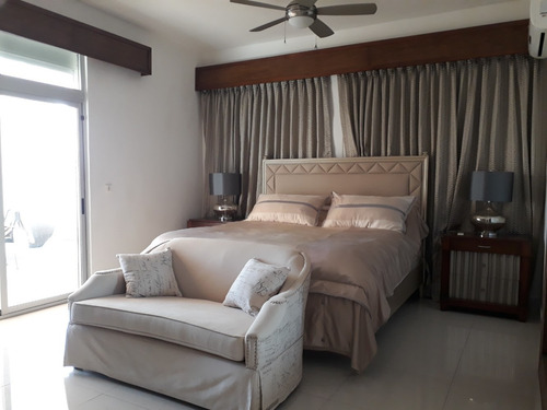 Penthouse Amueblado En Alquiler 3 Habitaciones En La Julia