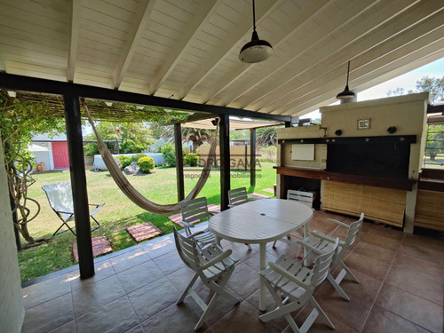 Imagen 23 de 29 de Hermosa Casa A La Venta En Punta Fría, Muy Próxima Al Mar Y Playa De San Francisco