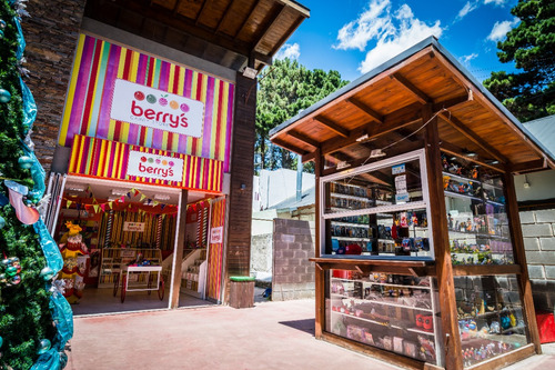 Paseo Comercial En Venta En Costa Del Este