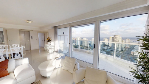 Imagen 6 de 25 de Casino Tower Planta Especial 4 Suites Financia O Permuta Usa (ref: Psd-7613)