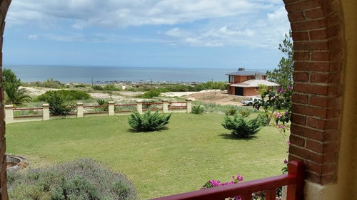 A Pasos Del Mar, Vistas Panorámicas.