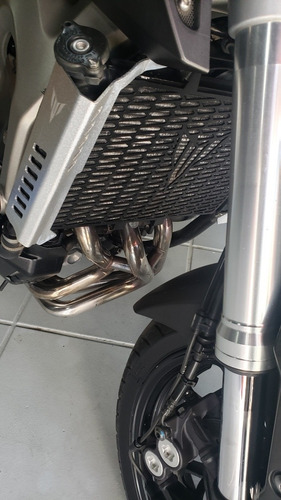 Imagem 1 de 6 de Yamaha Mt09