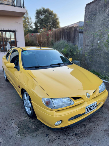 Renault Megane coupe f3r 2.0