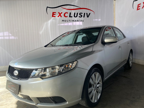 Kia Cerato 1.6 EX2 SEDAN 16V GASOLINA 4P MANUAL