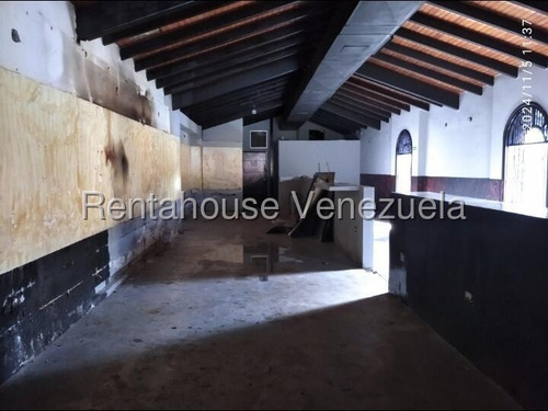 Excelente Casa Comercial En Alquiler Mls 25-9139 El Hatillo