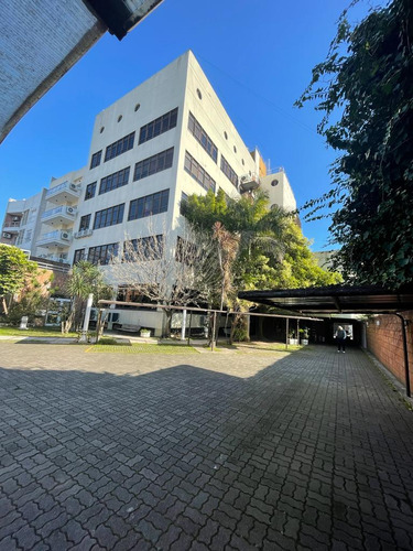 Venta Edificio Comercial En Block, Florida / Vte. López