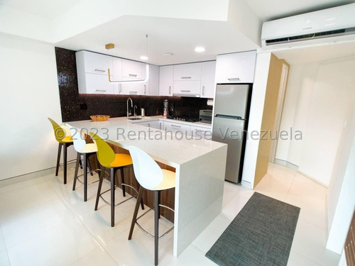 Stephany La Roche Apartamento En Venta En La Urbanizacion El Rosal Mls #24-22780