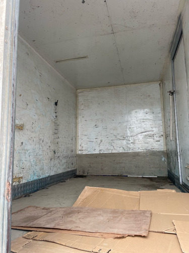Iveco 35s14 Ano 2014 Bau 4m