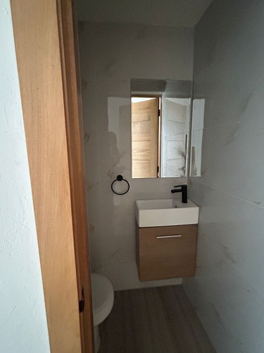 Se Vende En La Castellana 2da Con Terraza